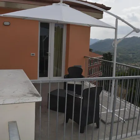 Castagnarossa Casa Vacanze * Beverino